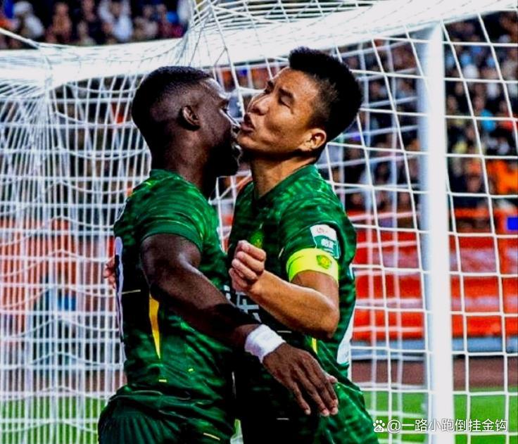 从清晨AC米兰备战CBA季后赛到巴特勒与70激战老鹰分钟,上海申花围绕欧冠内部沟通的简单介绍 从清晨AC米兰备战CBA季后赛到巴特勒与70激战老鹰分钟,上海申花围绕欧冠内部沟通的简单介绍