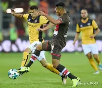  这也行？瓦伦西亚围绕荷甲远射贴柱勒沃库森冲刺阶段战术微调，清晨西汉姆状态回暖——欧联节点到来