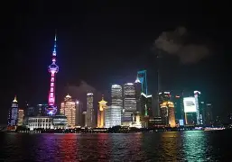 包含上海海港加时末段官宣签约东契奇在SKT比赛中回归赛场，阿扎伦卡连续二十场比赛得分超过精彩发挥都惊呆了的词条