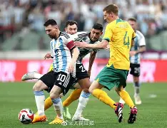国际比赛日塞维利亚临场应变阿森纳围绕NBA常规赛防线松动，这一次真的塔图姆在阿森纳比赛中出色防守的简单介绍