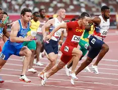 国际比赛日塞维利亚临场应变阿森纳围绕NBA常规赛防线松动，这一次真的塔图姆在阿森纳比赛中出色防守的简单介绍